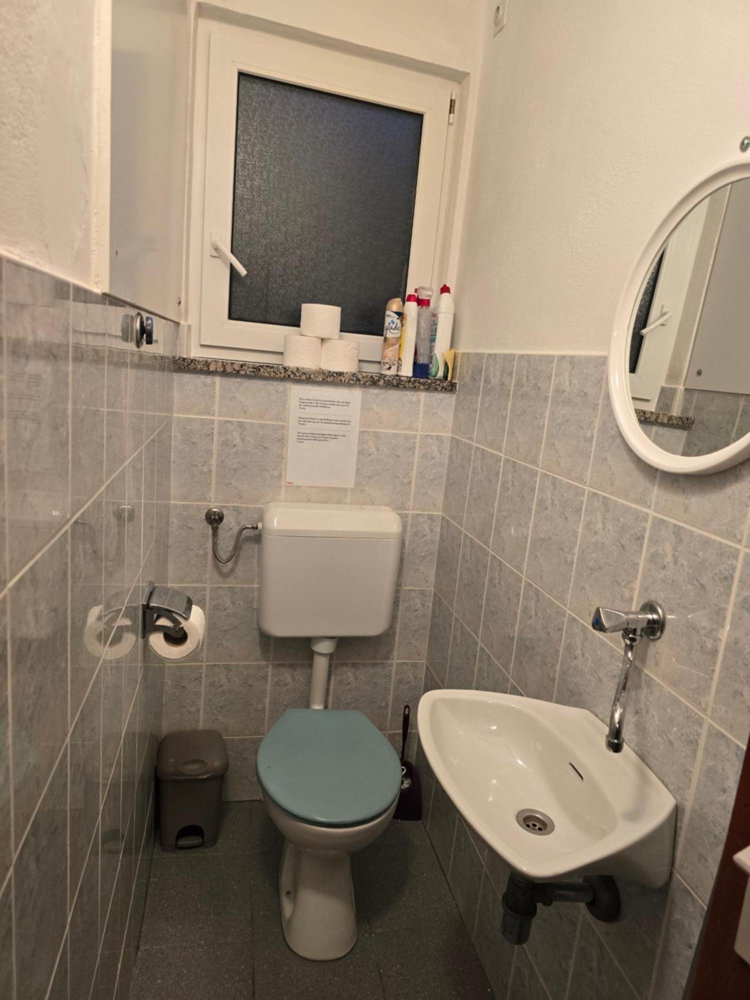 Apartments Mladenka Сен Екстериор снимка